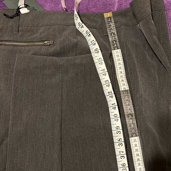 NWT size 22T Avenue grey slacks with zippered front pockets - Picture 12 of 12